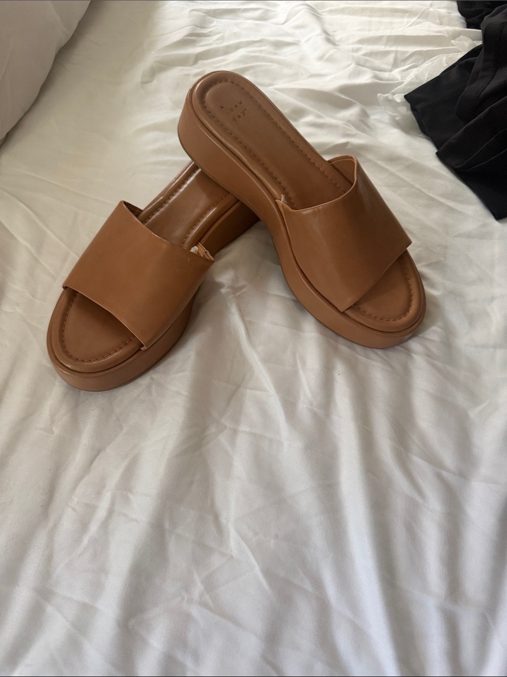a new day Platform Slide Sandals in Cognac Brown